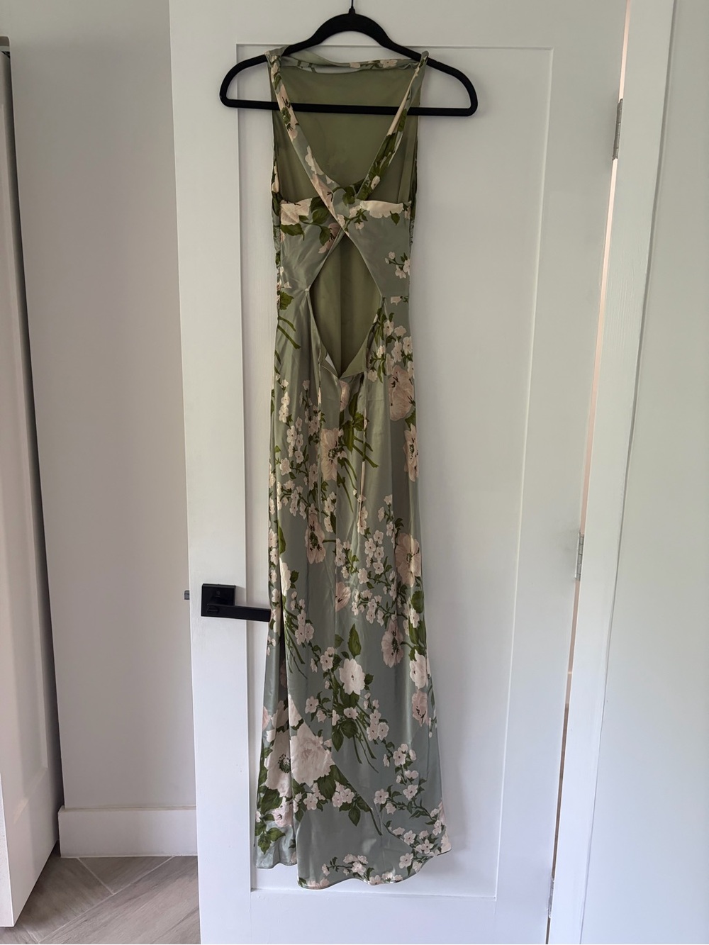 Reformation Anaïs Silk Maxi Dress in Sage Floral - Picture 9 of 10